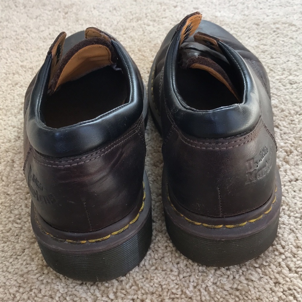 Dr Martens airwair Mens SZ 10 brown boots. - Picture 4 of 10